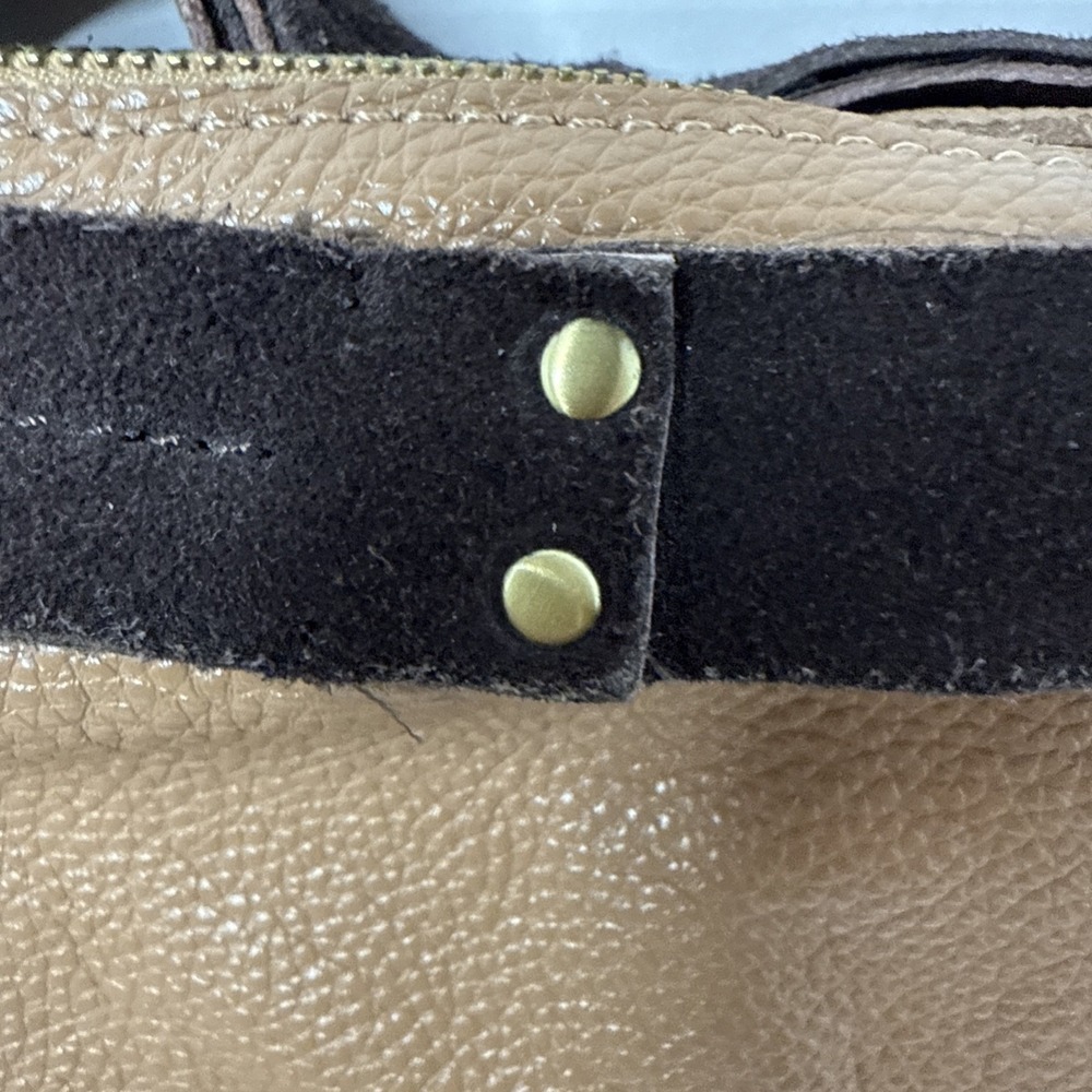 Jo Handbags Hobo Day Shopper Tan and Brown Pebbled Leather 17"x11"x4.5" - Picture 9 of 16